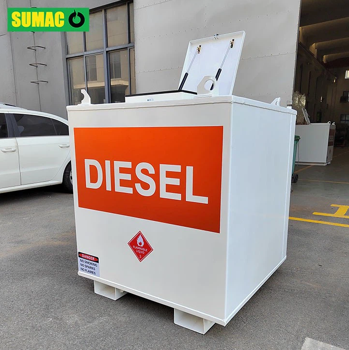 Does the material of petrol fuel tank affect fuel consumption?